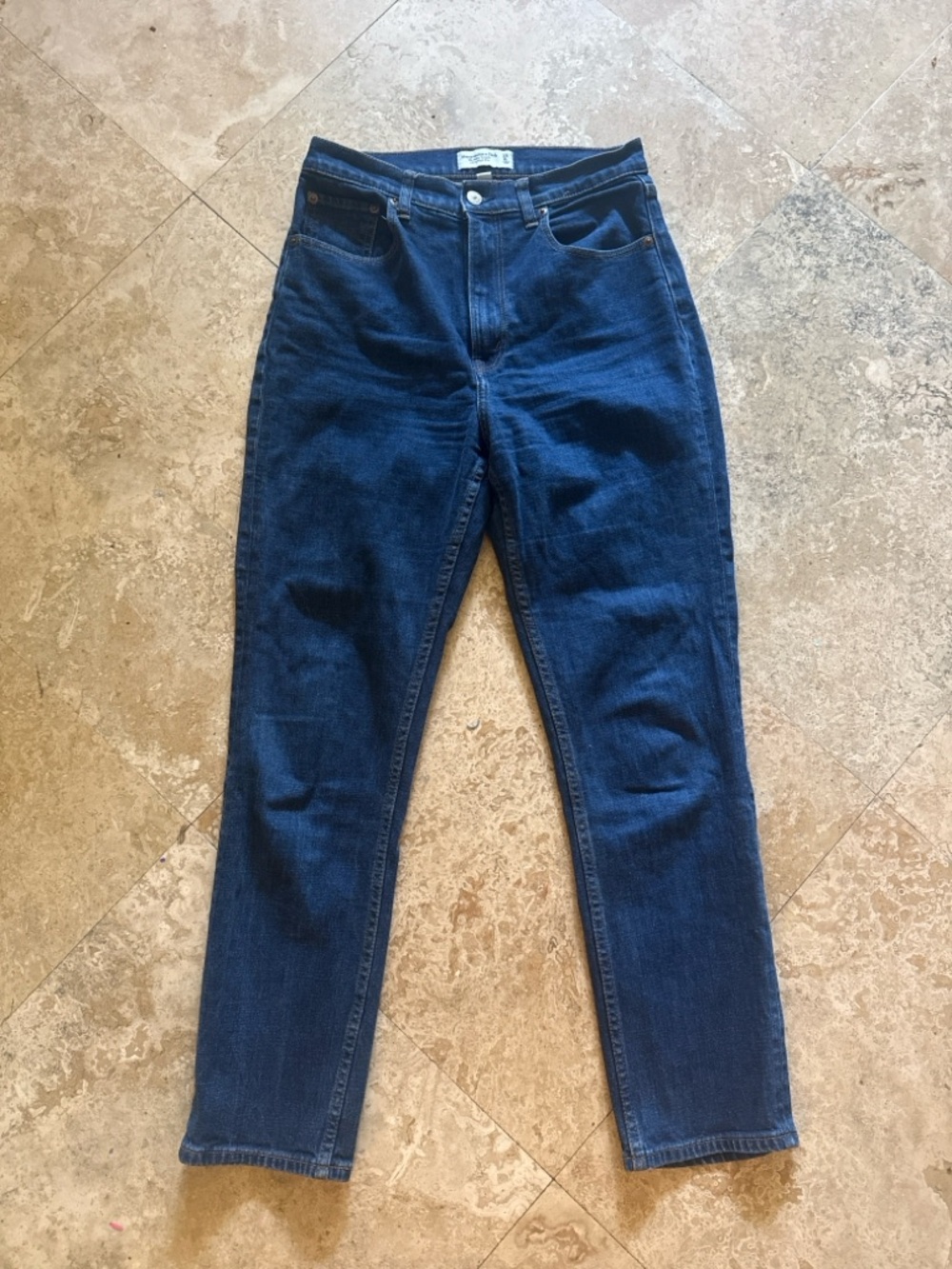 Abercrombie size 28/6L